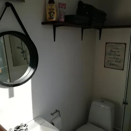 Apartament Strandlejlighed Med Havudsigt